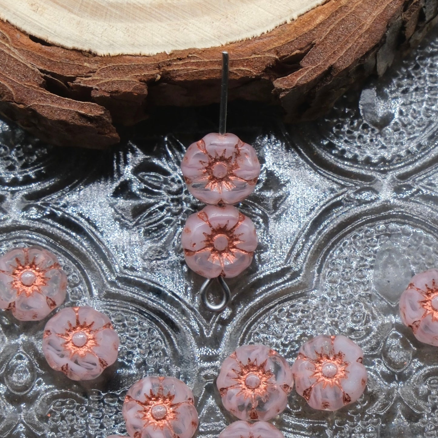 10pcs 7mm Small Czech Glass Beads Hibiscus Flower Beads Vintage Style Beads for Jewelry Making - BEADIFUL