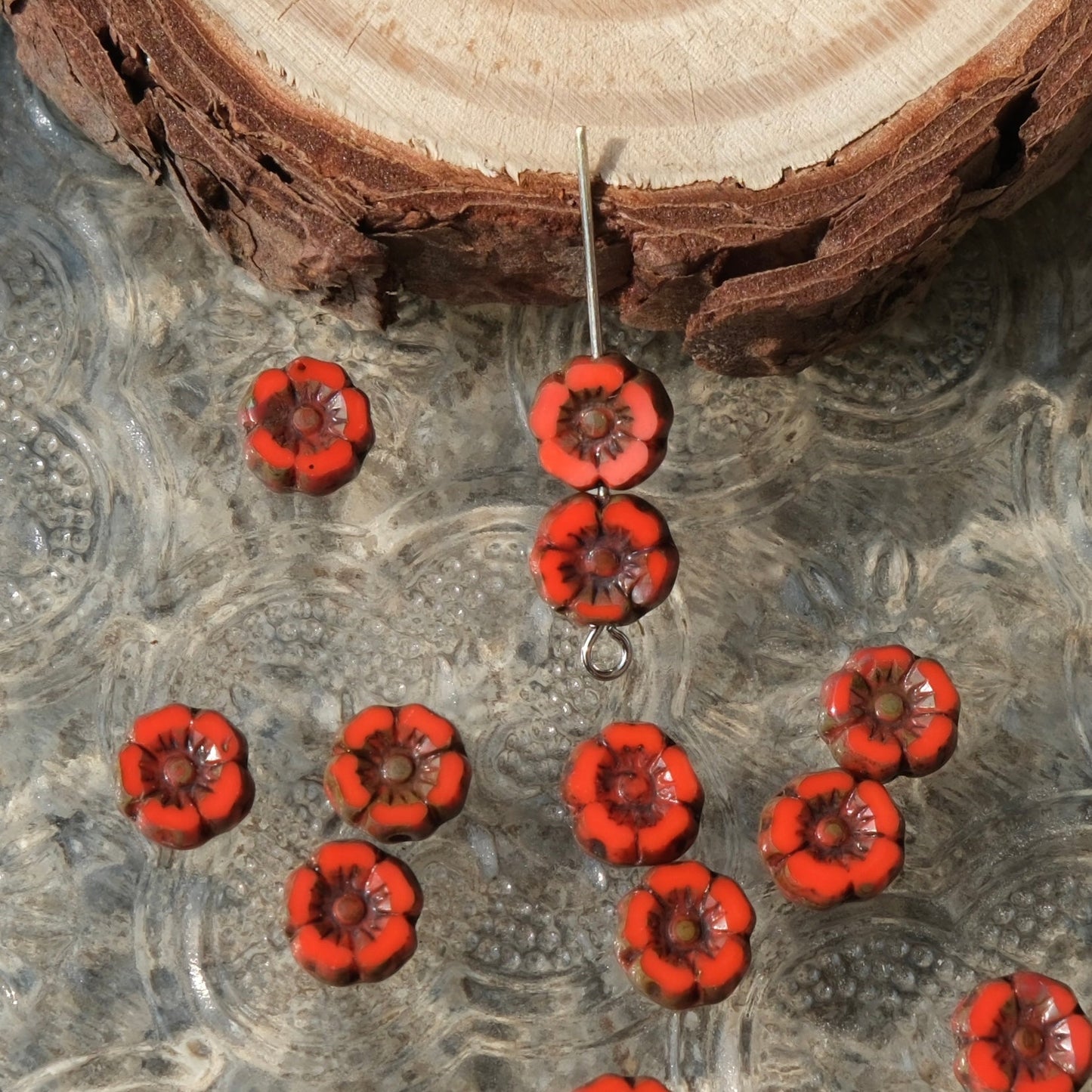 10pcs 7mm Small Czech Glass Beads Hibiscus Flower Beads Vintage Style Beads for Jewelry Making - BEADIFUL