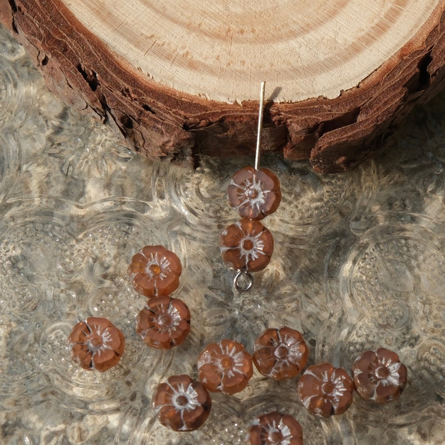 10pcs 7mm Small Czech Glass Beads Hibiscus Flower Beads Vintage Style Beads for Jewelry Making - BEADIFUL