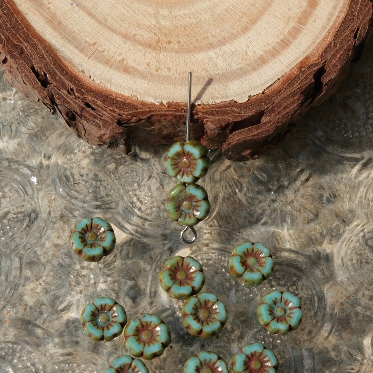 10pcs 7mm Small Czech Glass Beads Hibiscus Flower Beads Vintage Style Beads for Jewelry Making - BEADIFUL