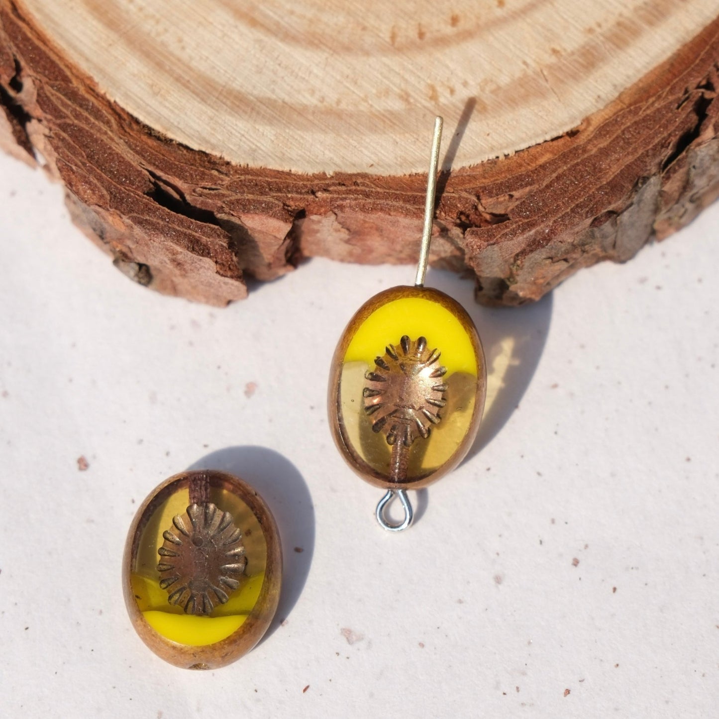 2/5pcs 14x10mm Oval Faceted Kiwi Czech Glass Beads for DIY Jewelry Making - BEADIFUL