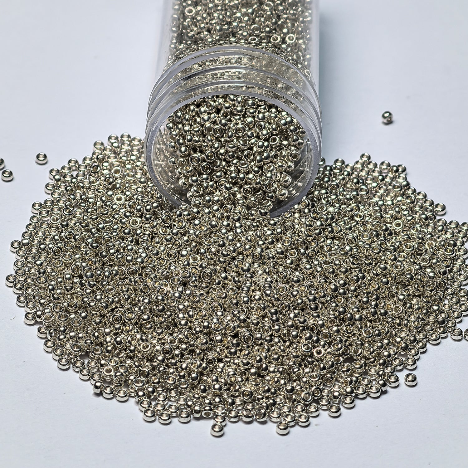 MIYUKI Round Rocailles Seed Beads 15/0 #RR181 - BEADIFUL