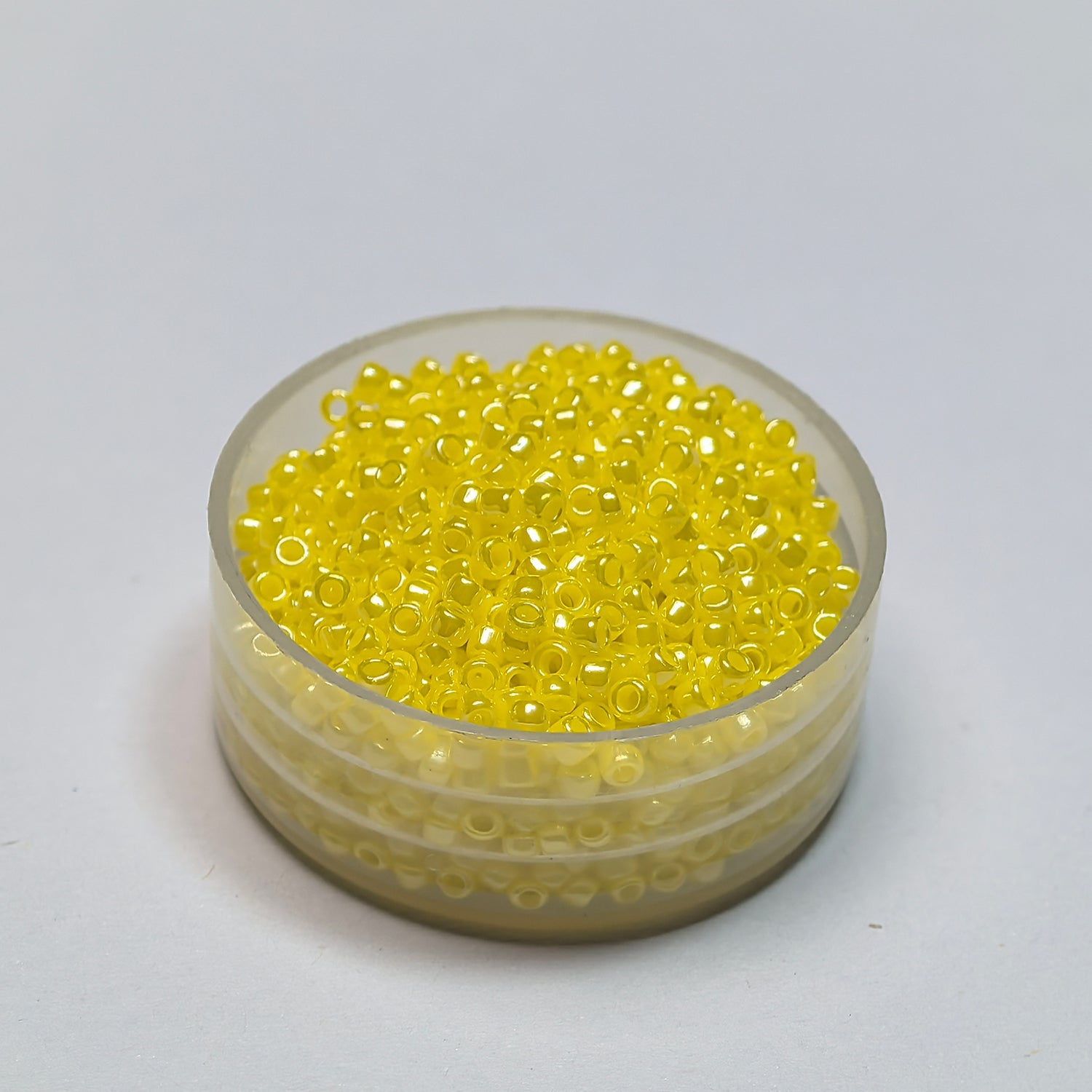 TOHO Round Seed Beads 15/0 #128 - BEADIFUL
